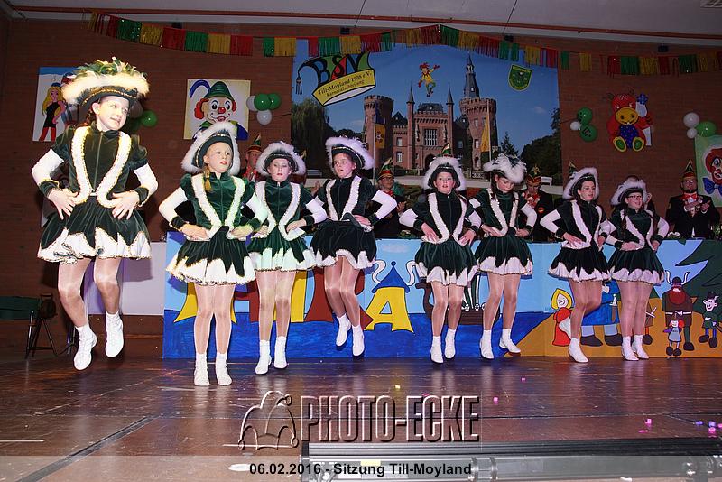 063.jpg
