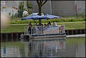 051.jpg