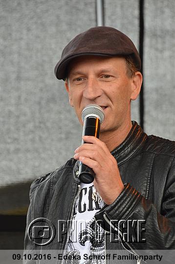 050.jpg